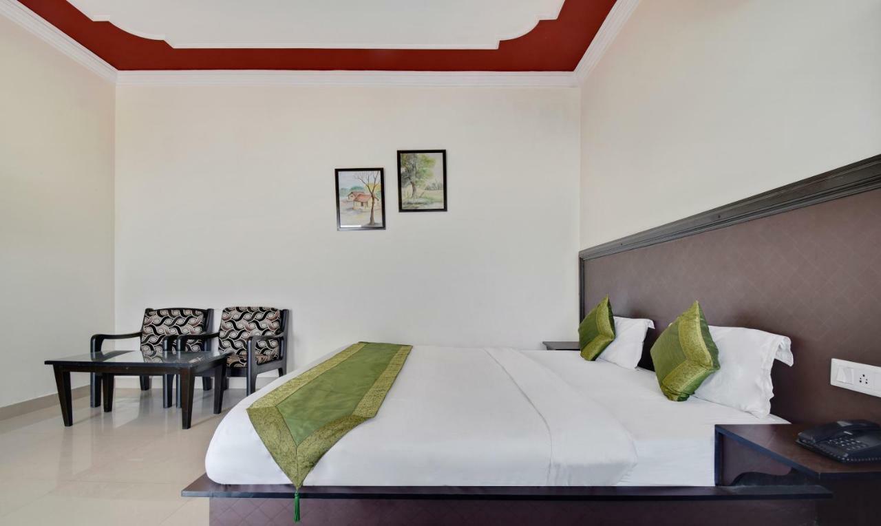 Treebo Mayur, Mall Road Mussoorie Exterior foto